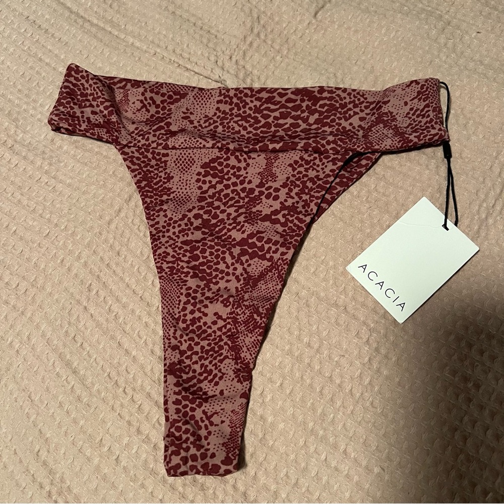 acacia mateo bottoms in currant snake M bnwt